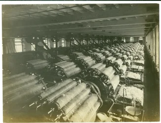 Salle de cardage 2, filature de Leas, 1923